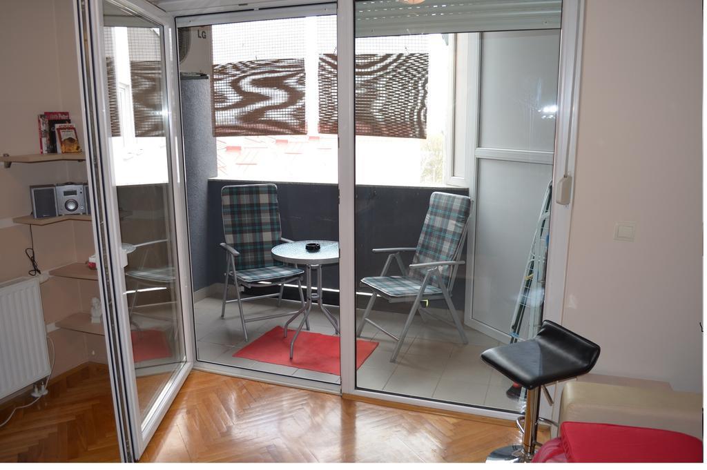 Apartment Viktor,Parking โอซีเยก ห้อง รูปภาพ